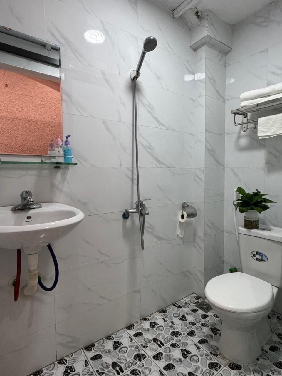 Quynh Moon Homestay Hanói Exterior foto